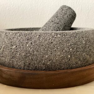 Molcajete-Carne-y-Vino